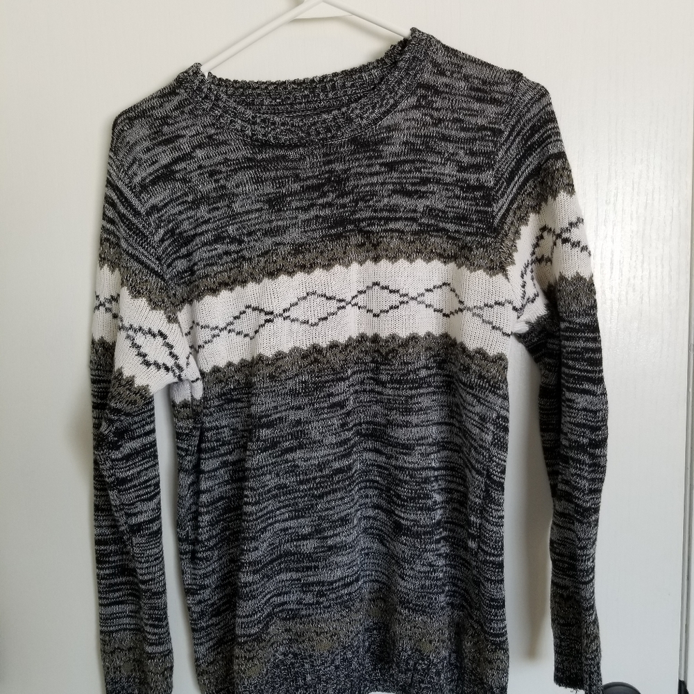 NWOT women's sweater